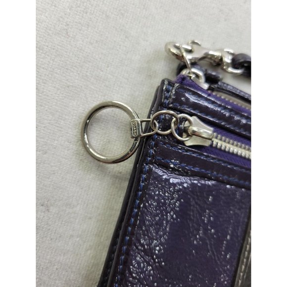 Coach Poppy Women's Deep Blue Patent Leather Zip Up Wristlet Credit Card Slots - Picture 2 of 11